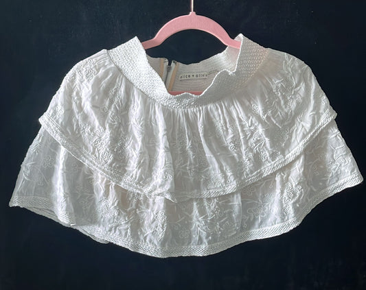 Alice + Olivia - White crop top with lace